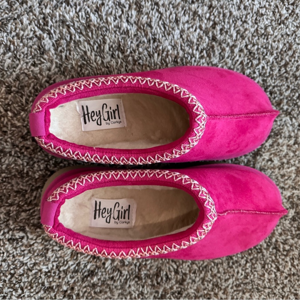 Hey Girl by Corey’s Women's Pink Platform Slip-On Slippers